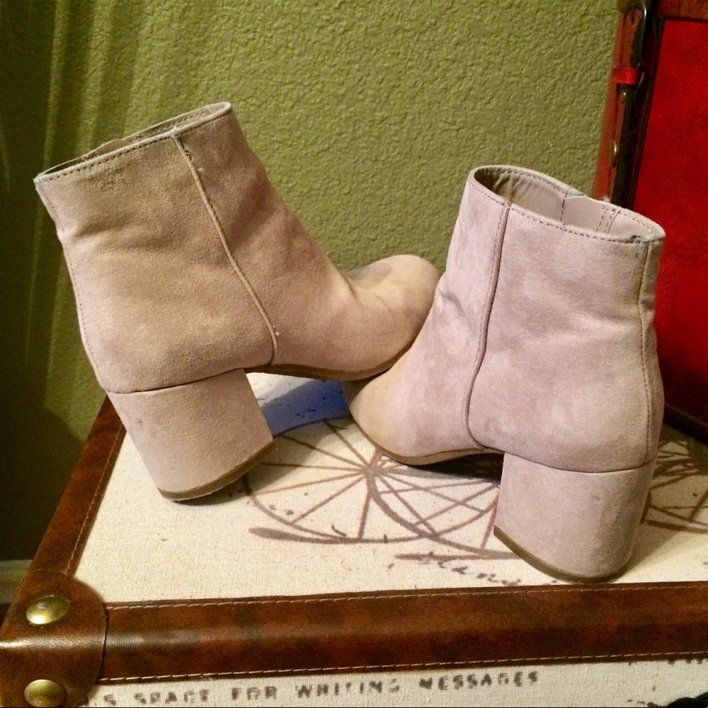 Circus by Sam Edelman Suede Boots